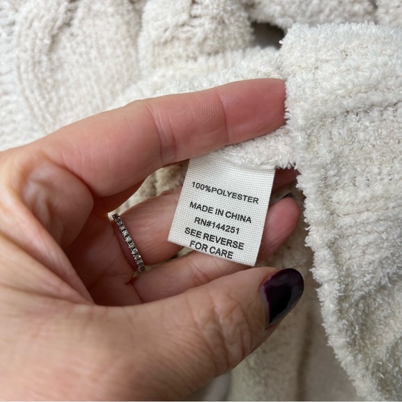 Moon & Madison Cream Cable Knit Turtleneck XS - Picture 4 of 5